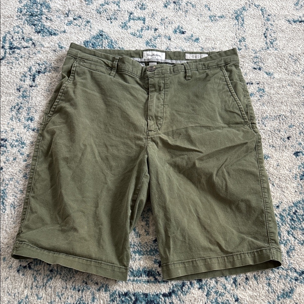 Goodfellow & Co Olive Flat-Front Chino Shorts